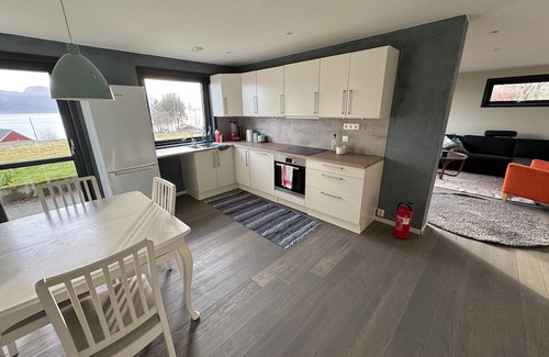 Selje Apartamento | Cozy 1-bedroom apartment in delightful Vestland with WiFi