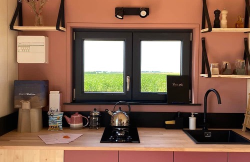 Bregy Chalet De Esquí | Tiny house in the heart of the countryside, 1 hour from Paris. An unusual experience guaranteed!
