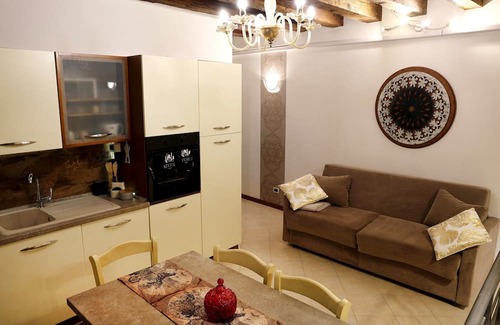 Cannaregio Apartamento | SUITE HAVEN IN VENICE WITH PRIVATE SPA