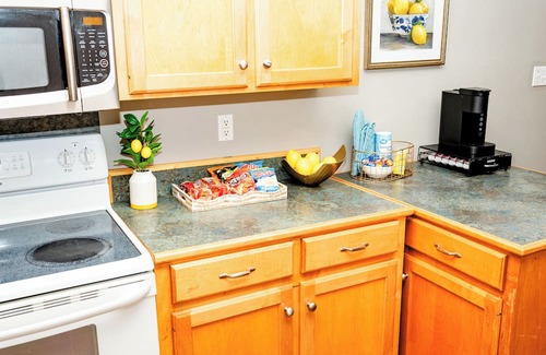 Broussard Casa | Hometown Hideaway Family Retreat King Suite 6 mi to Youngsville Sports Complex