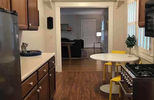 Germantown Cabaña | Tyler Park Cottage in the Highlands