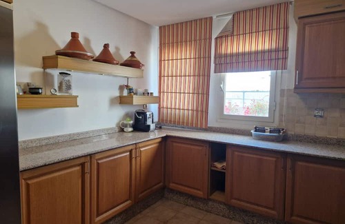Taddart Apartamento | Charming 2-bedroom apartment with AC, WiFi in enjoyable Agadir T22513GF