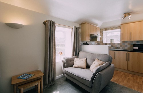 St Ives Cabaña | The Hayloft - sleeps 4 guests in 2 bedrooms