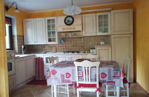 Verres Casa | Cozy detached accommodation in scenic and quiet area