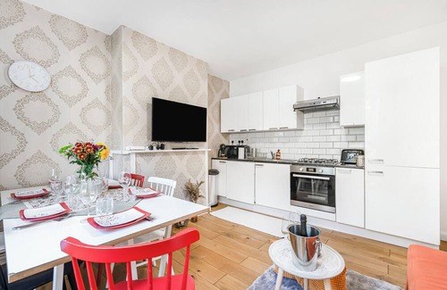 Bishop's Apartamento | Central Gem in Waterloo, London