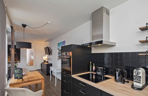 Ubigau Apartamento | Dresden Residential Oasis by the Elbe river