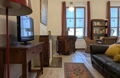 Pagny-sur-Morselle Casa | Gîte between Nancy and Metz in an old 16th-century house with shops