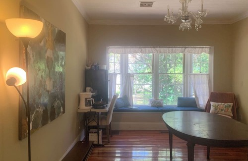 Dade City Casa | Charming 2-bedroom estate with WiFi, AC in delightful Dade City