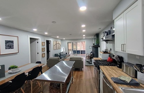 Gaines Cabaña | Lotus Point Riverside Retreat