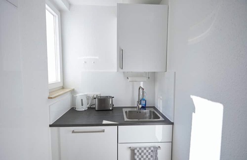 Offenbach am Main Apartamento | Garden-level apartment with terrace