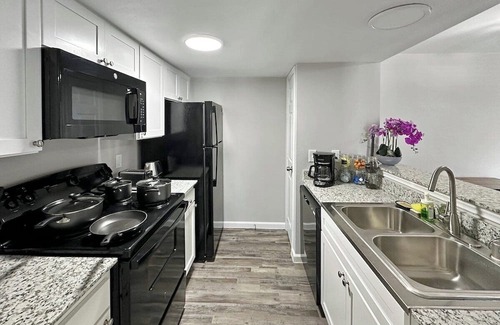 Addison Apartamento | 2102 · DFW cozy Apt, Free Parking/WI-FI, Pool & Gym