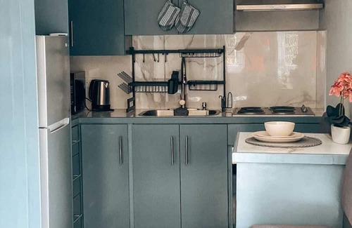 St. George's Apartamento | Cozy, compact,and fully furnished studio, near city, stadium, beach, AC, WiFi