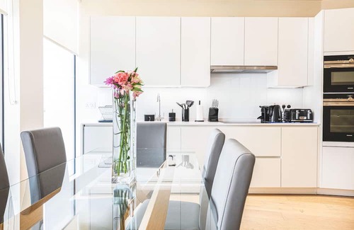 Waterloo Apartamento | Waterloo Stays - Modern & Spacious