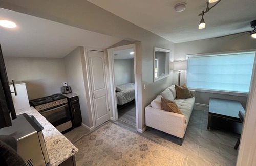 Mattydale Casa | Charming Tiny House minutes from Syracuse!