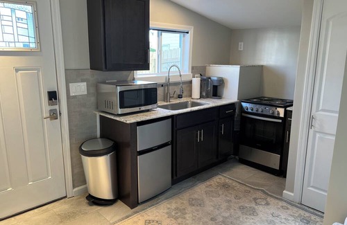 Mattydale Casa | Charming Tiny House minutes from Syracuse!