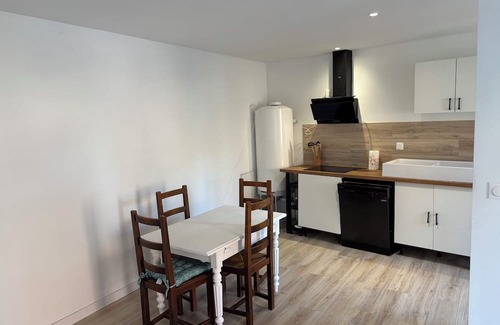 Recourt Casa | Charming 9-bedroom house with AC and WiFi in marvelous Récourt