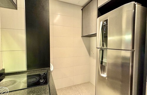 Campina do Siqueira Apartamento | 1 bedroom, balcony and barbecue next to Barigui