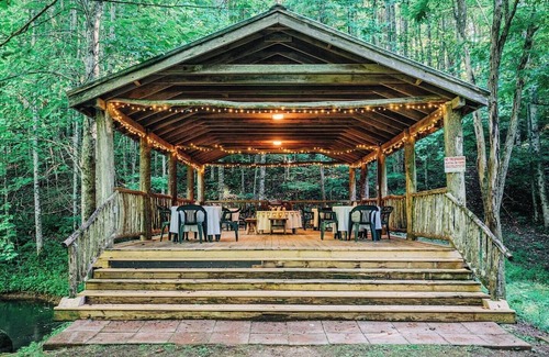 Roan Mountain Alquiler De RV | Camp Safe Haven Farm RV Spot #1 Bring Your Own RV