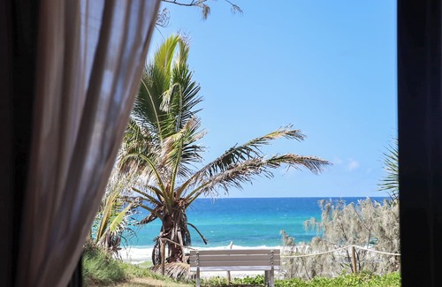 Fraser Coast Casa | Heaven on earth - Beachfront Beach House on 75 Mile Beach