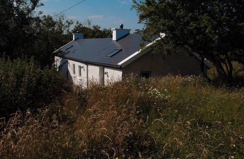 Carndonagh Cabaña | A beautiful, tastefully restored Irish cottage, in the centre of Inishowen.