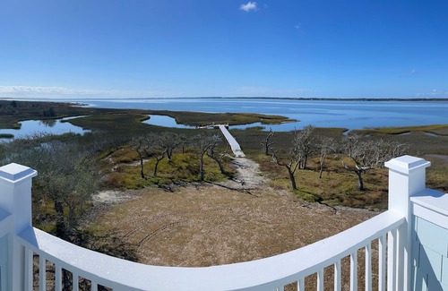 Beaufort Casa | Private 8 acre waterfront property. New Construction 10 mins to Beaufort!