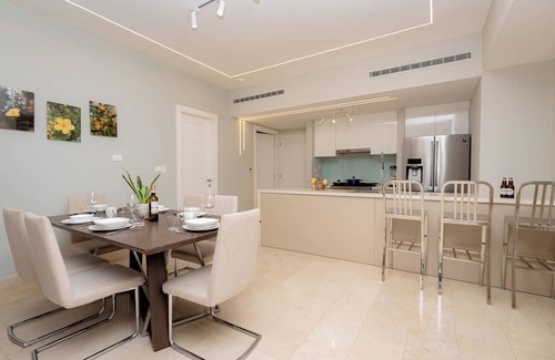 Marbella Apartamento | Exclusive and luxury 2BR with balcony in Yoo Panama