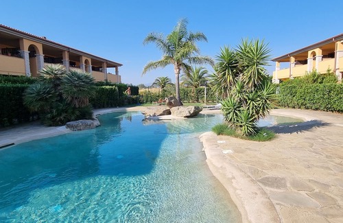 Puntone Apartamento | Apartment in residential complex with swimming pool 3 min drive from the sea