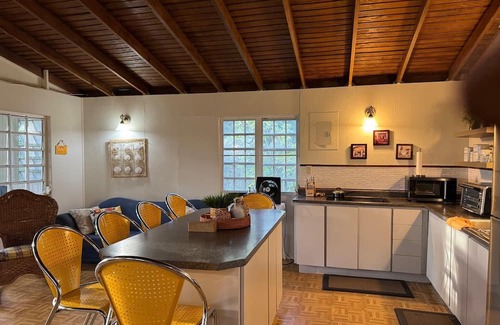Culebra Pueblo Casa | Cozy 3-Bedroom Apartment in Culebra – Sleeps 6, Steps from Adventure!