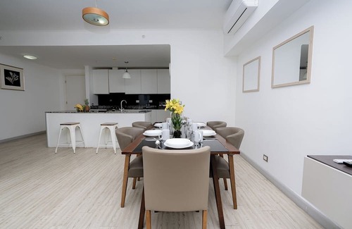 San Francisco Apartamento | Apt 2 bedroom free parking and pool