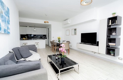 San Francisco Apartamento | Apt 2 bedroom free parking and pool
