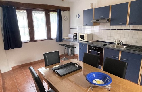 Saint-Dizier-Leyrenne Casa | The Bleuet Gite