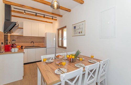 Sibenik Casa | Holiday house Sibenik for 1 - 6 persons with 2 bedrooms - Holiday house
