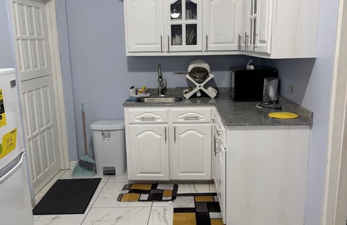 Providence Apartamento | 2-bedroom apartment in welcoming Providence with AC, WiFi. Enjoy your stay