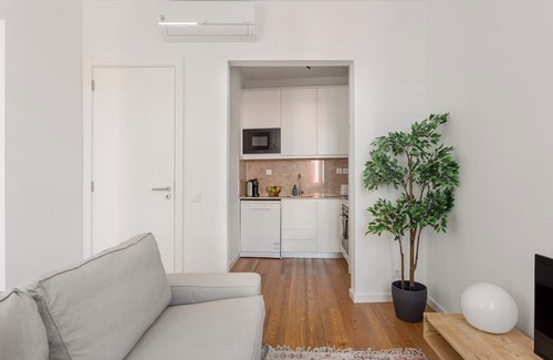 Santo Amaro Apartamento | Lisbon Living Alcântara – Modern 2BR Flat