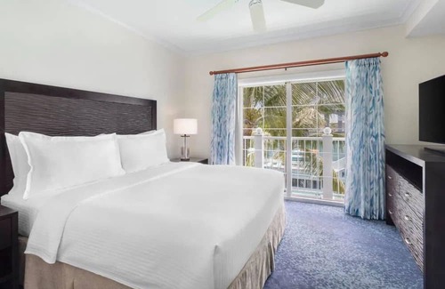 Paradise Island Complejo | Harborside Resort 2bdrm villa on Paradise Island w incredible amenities! Aug 3-7