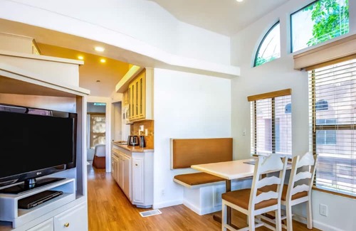 West Sedona Cabaña | Charming 1-bedroom cottage in marvelous Sedona with AC, WiFi