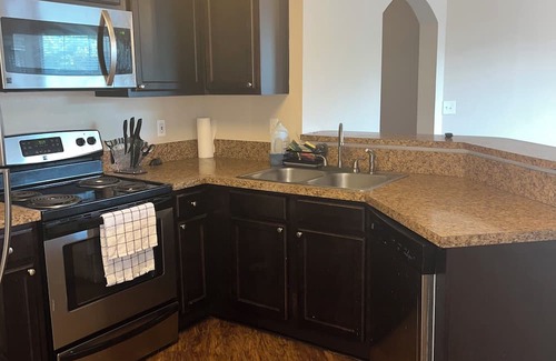 Rock Creek Apartamento | Charming 2-bedroom apartment with WiFi, AC in terrific Little Rock