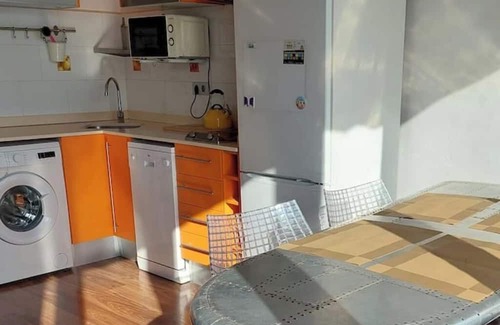 Caldes d'Estrac Apartamento | Ocean views and garage near BCN orange