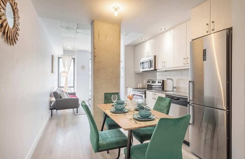 Old Montreal Apartamento | Square Victoria- 100 Walk score