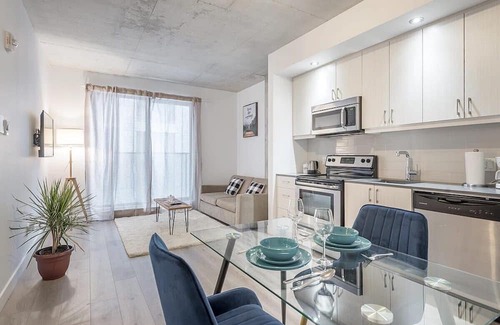 Cite Multimedia Condominio | Cute 1 Br - 100 Walkscore!