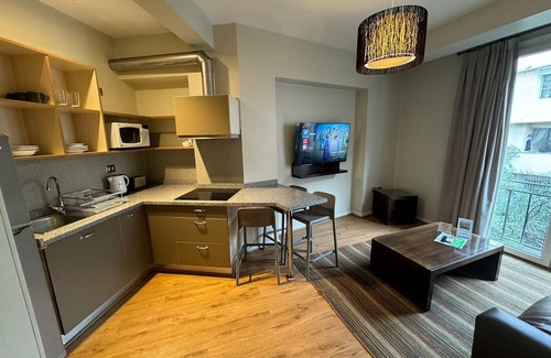 Lastarria Apartamento | Charming 2-bedroom apartment in beautiful Lastarria Santiago with AC, WiFi
