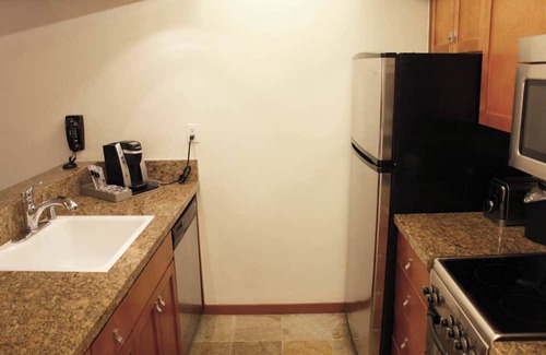 Carmel Highlands Condominio | Hyatt Carmel Highlands! Where Ocean Views and Family Memories Meet in Carmel!