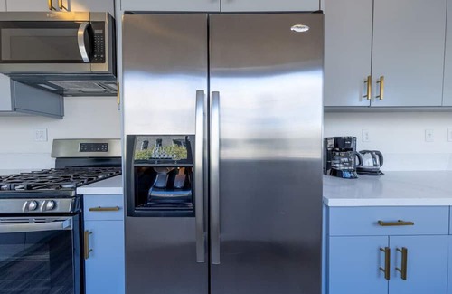 Willmore Casa | Near Long Beach Downtown Full House | 2 King6Queen
