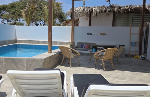 Vichayito Casa | House with a pool on Vichayito´s beach, Mancora, Piura, Peru.