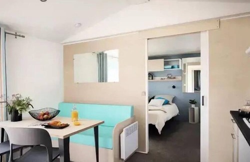 Cabrieres-dʼAigues Casa | Cottage PMR adapted for people with reduced mobility - 30m² - 2 bedrooms 4 persons