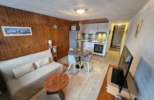 Besse-et-Saint-Anastaise Apartamento | Estudio en el corazón de la estación, WiFi gratis
