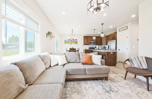 Ashton Casa | Yellowstone Gateway Retreat