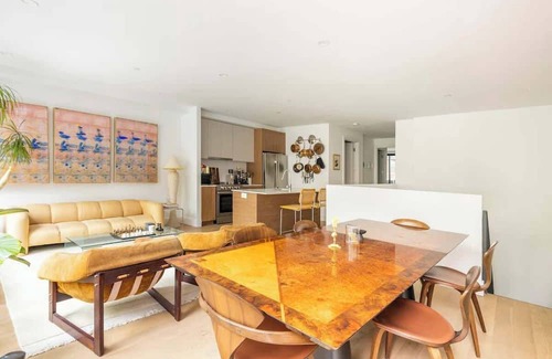 Greenpoint Apartamento | India Place by Rove | 2BR Duplex w/Outdoor Spaces