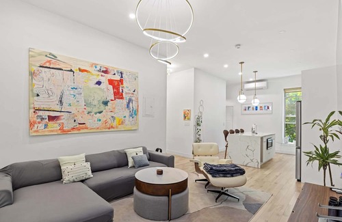 Bedford-Stuyvesant Apartamento | Decatur Place by Rove Travel | 1BR Chic Apartment