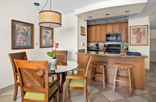 Honokowai Condominio | Kaanapali Shores 435 By Parrish Maui